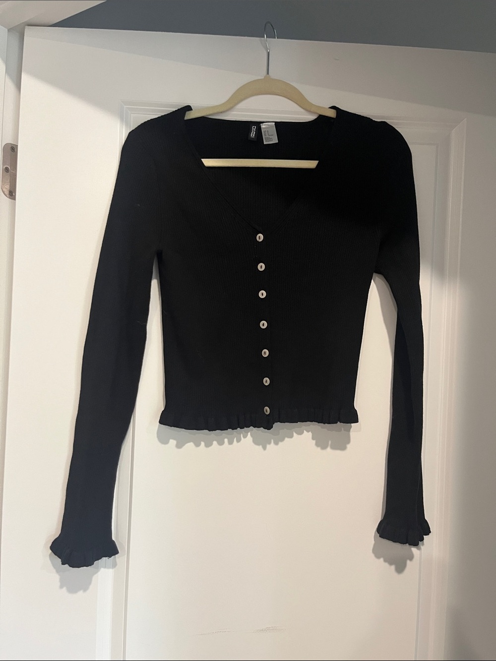 New H&M Cropped Sweater